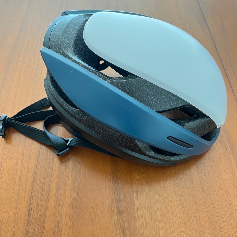 Lumps Helmet with Light